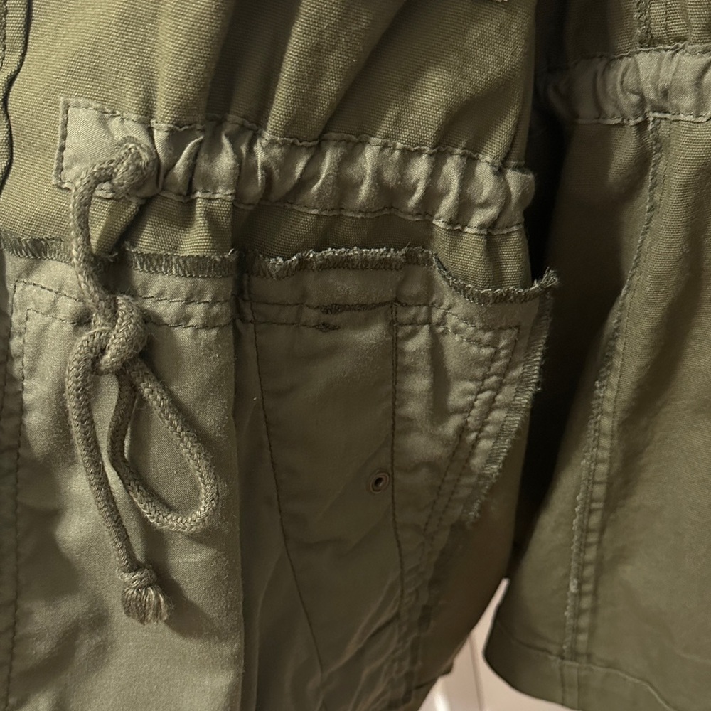 Old Navy Women’s Dark Olive Jacket - Picture 13 of 16